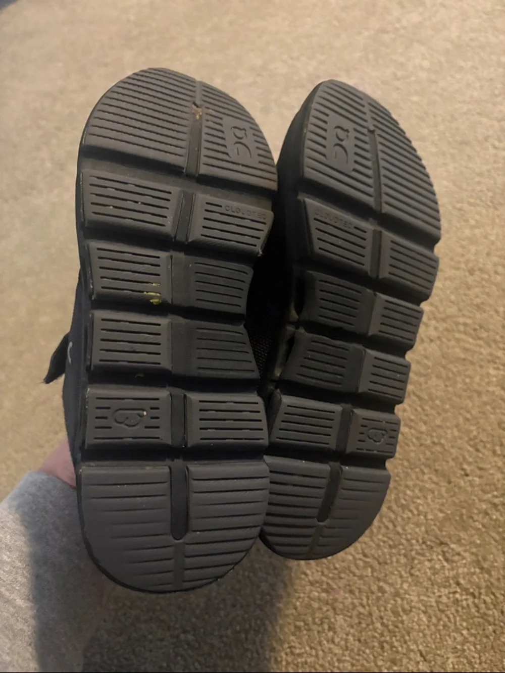 On Running Kids Black Velcro Mesh Sneakers - Picture 3 of 4